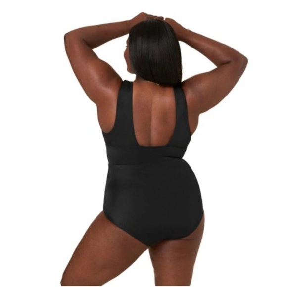 ANDIE The Mykonos Rib One-Piece Swimsuit
Black Size L - Picture 8 of 16